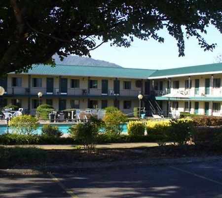Ridge Top Motel - บรายซันซิตี ภายนอก รูปภาพ