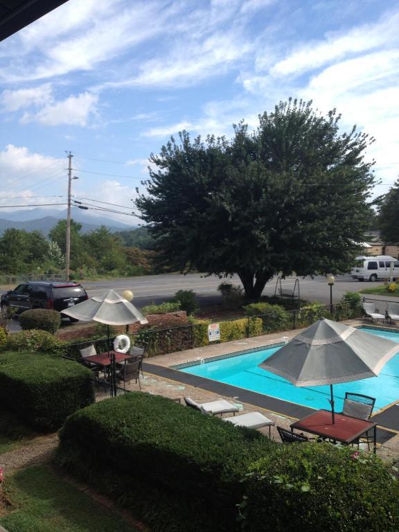 Ridge Top Motel - บรายซันซิตี ภายนอก รูปภาพ